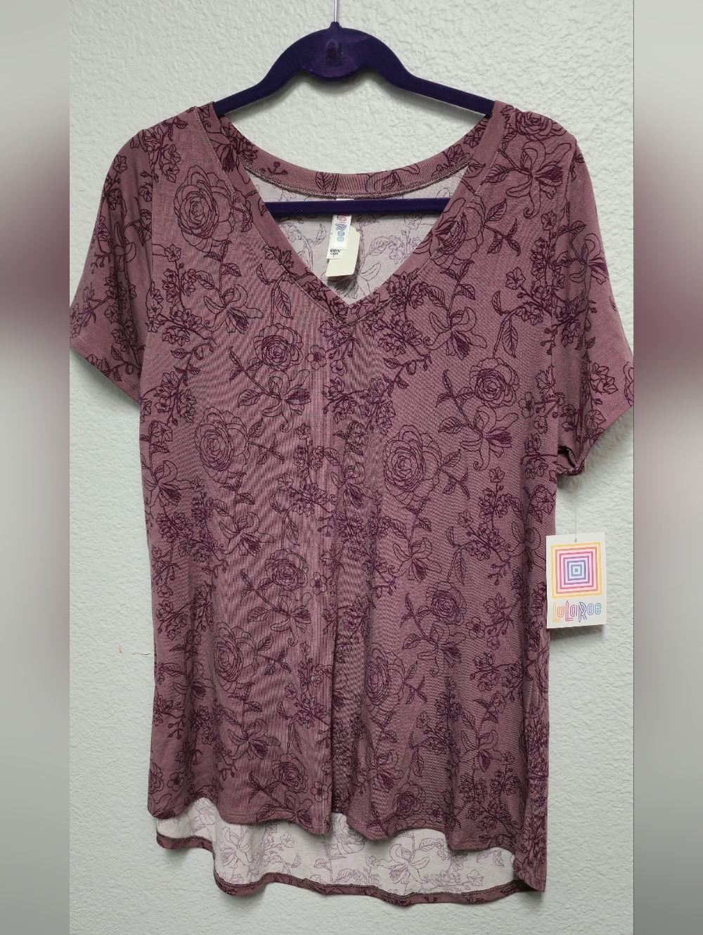 LuLaRoe Mauve Floral V-Neck Short Sleeve Top